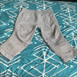 Lululemon In The Flow Crop II Heather Medium Grey